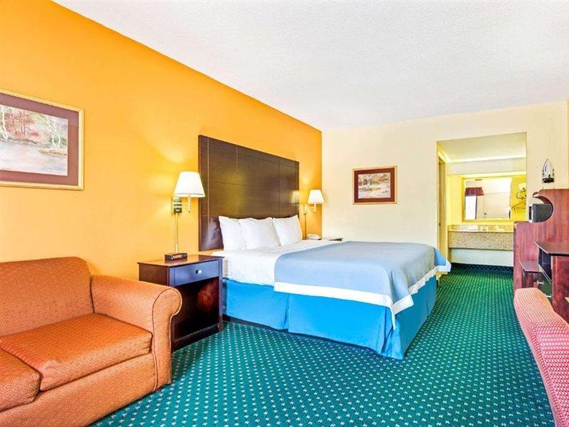 Days Inn By Wyndham Covington Exteriör bild